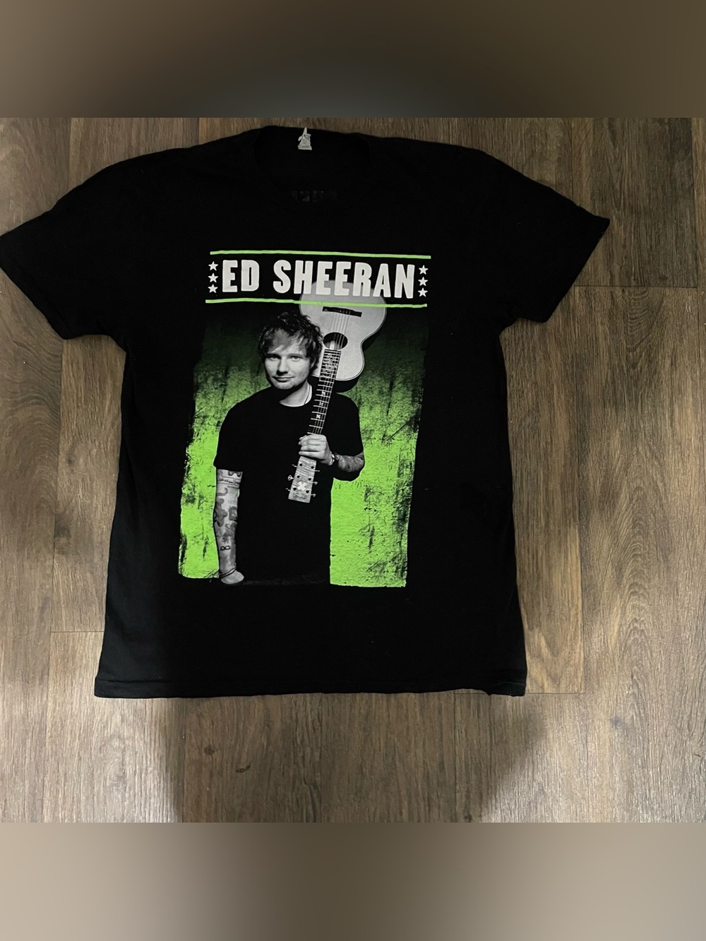 Ed Sheeran Tour Black Graphic Tee with Green Accent Size Large Men